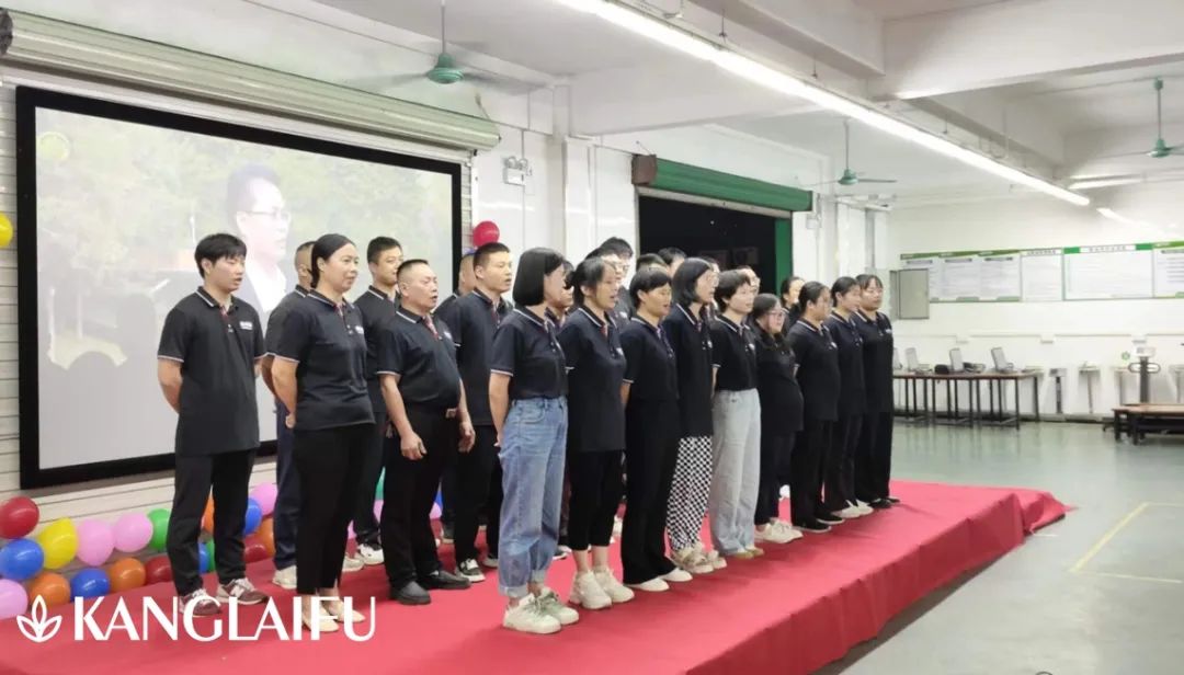 集體唱歌.jpg